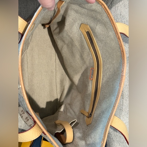 DOONEY & BOURKE Vintage Signature Tan & Brown Monogram w/ Leather Trim Tote EUC - Picture 11 of 14